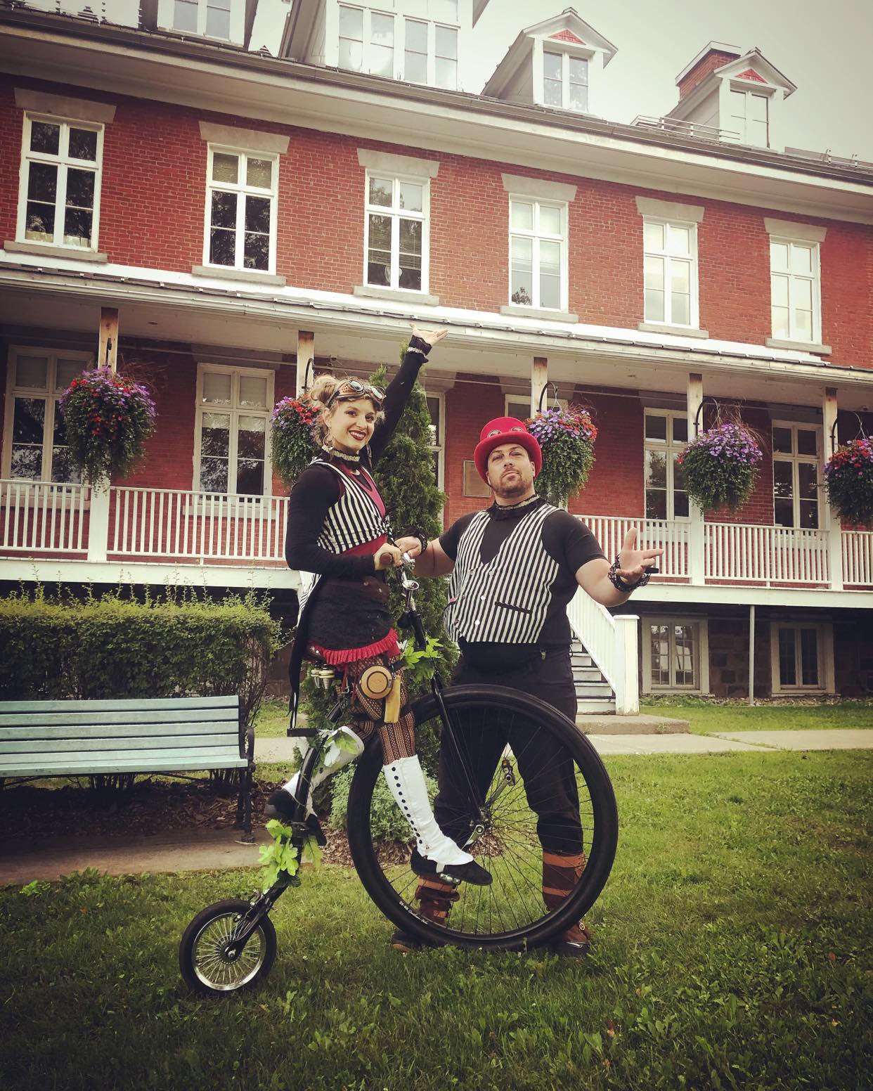 Les Voyageurs Du Temps
